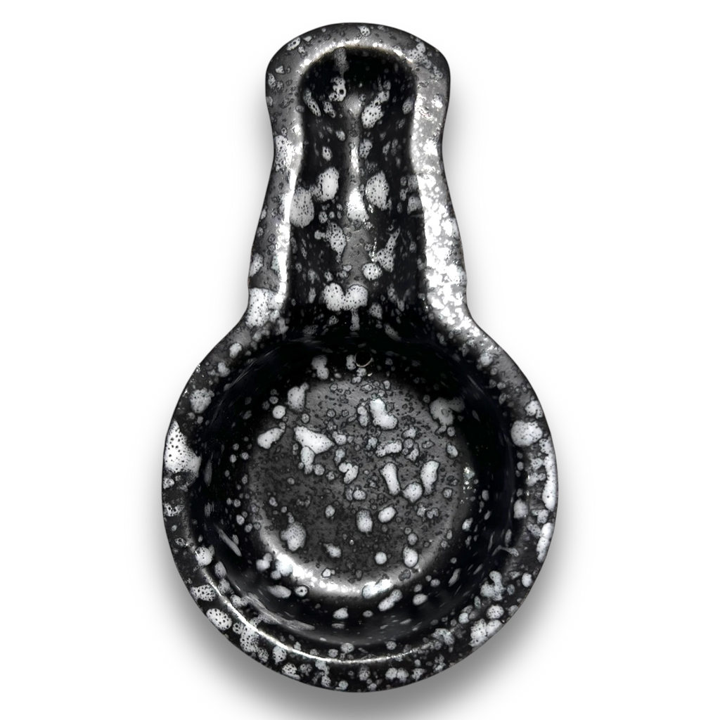 Porte-encens en forme de louche mouchetée 