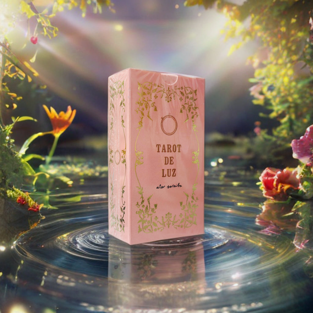 Tarot de Luz by Aitor Saraiba
