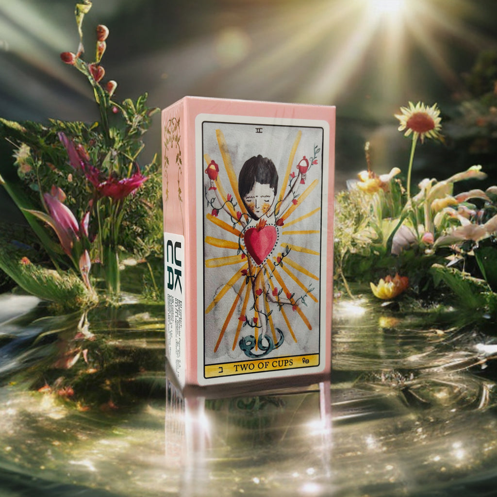 Tarot de Luz by Aitor Saraiba
